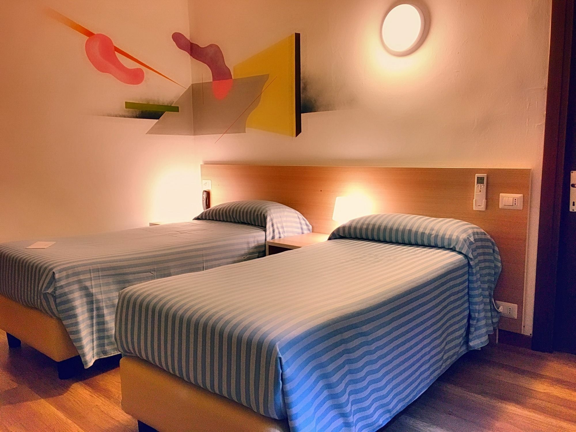 Hotel Anton&Art Lake Como Exterior foto